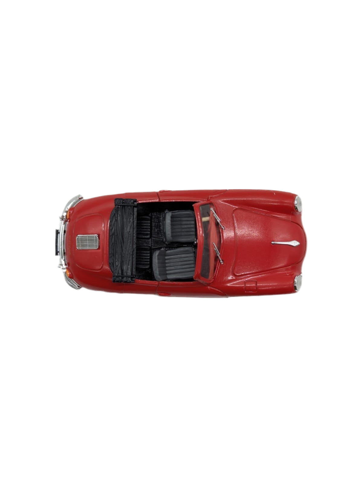 Broochella Rosso Cabrio No.356 – Vintage Convertible Car Brooch pin red scuderia d'Oro upcycled men's luxury designer