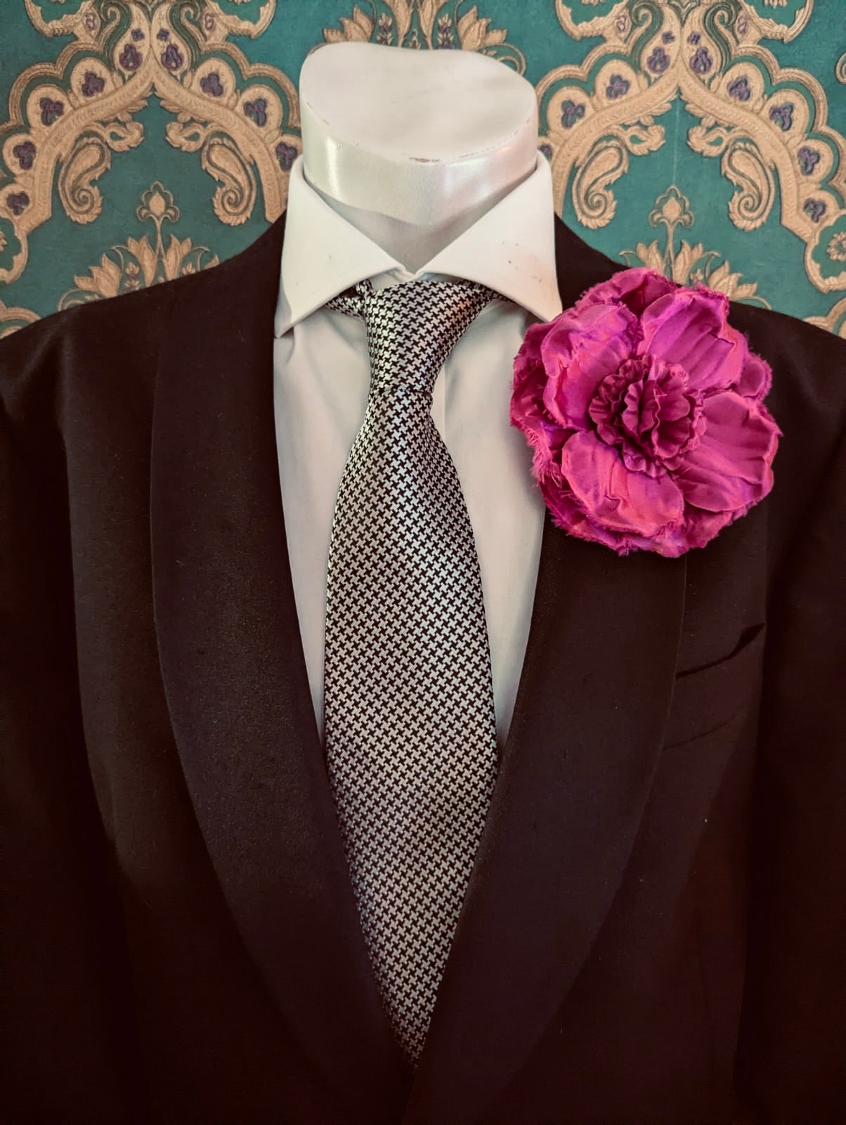 Broochella Men's Malva flower brooch pin handmade luxury designer pink