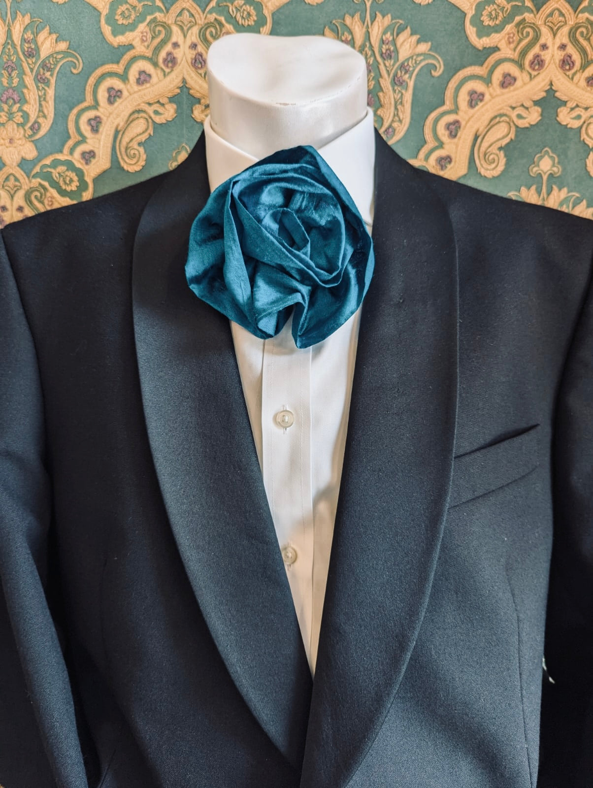 Broochella Isabella Rossellini Men's flower brooch pin handmade silk designer luxury Peacock Blue