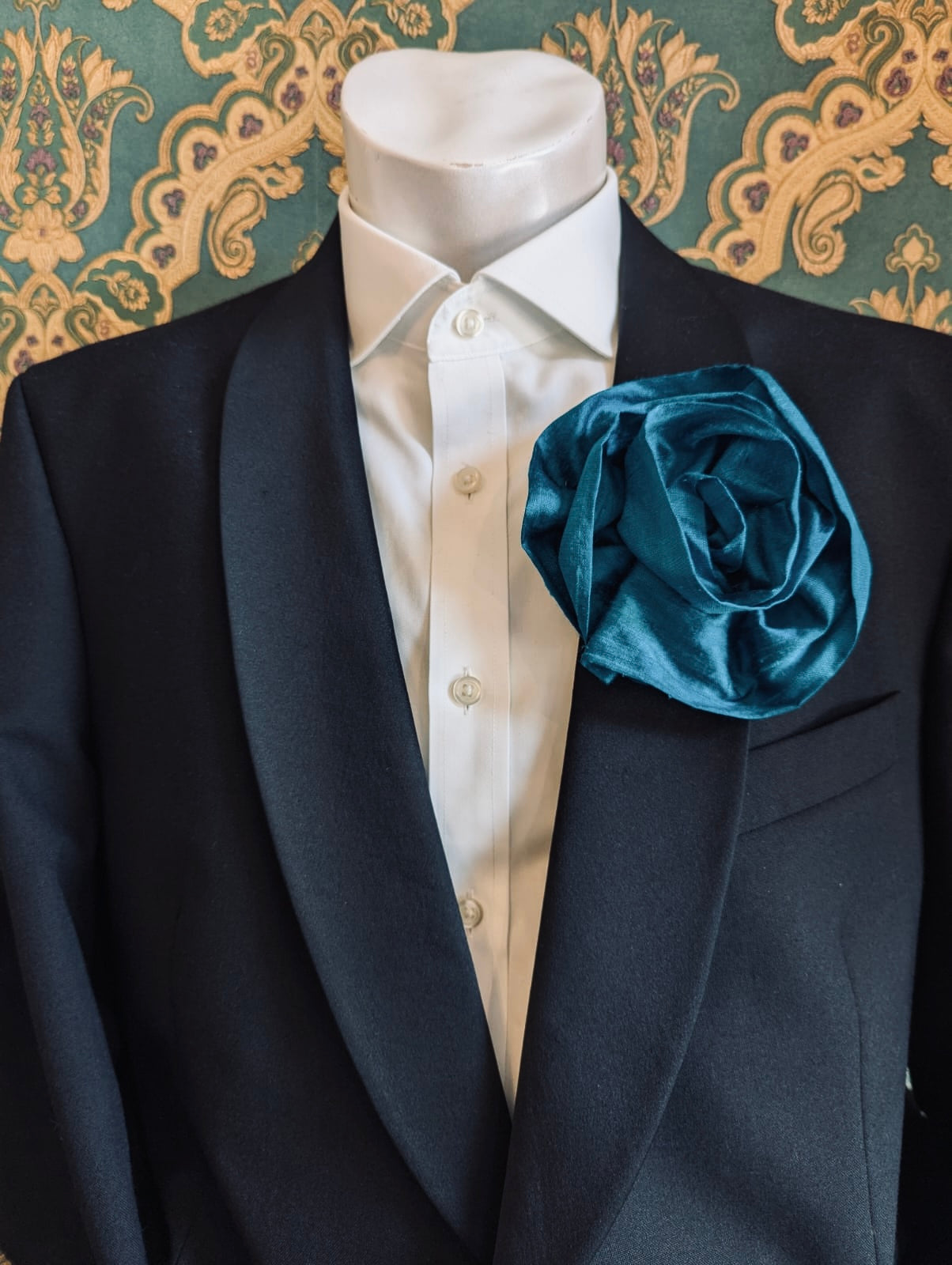 Broochella Isabella Rossellini Men's flower brooch pin handmade silk designer luxury Peacock Blue