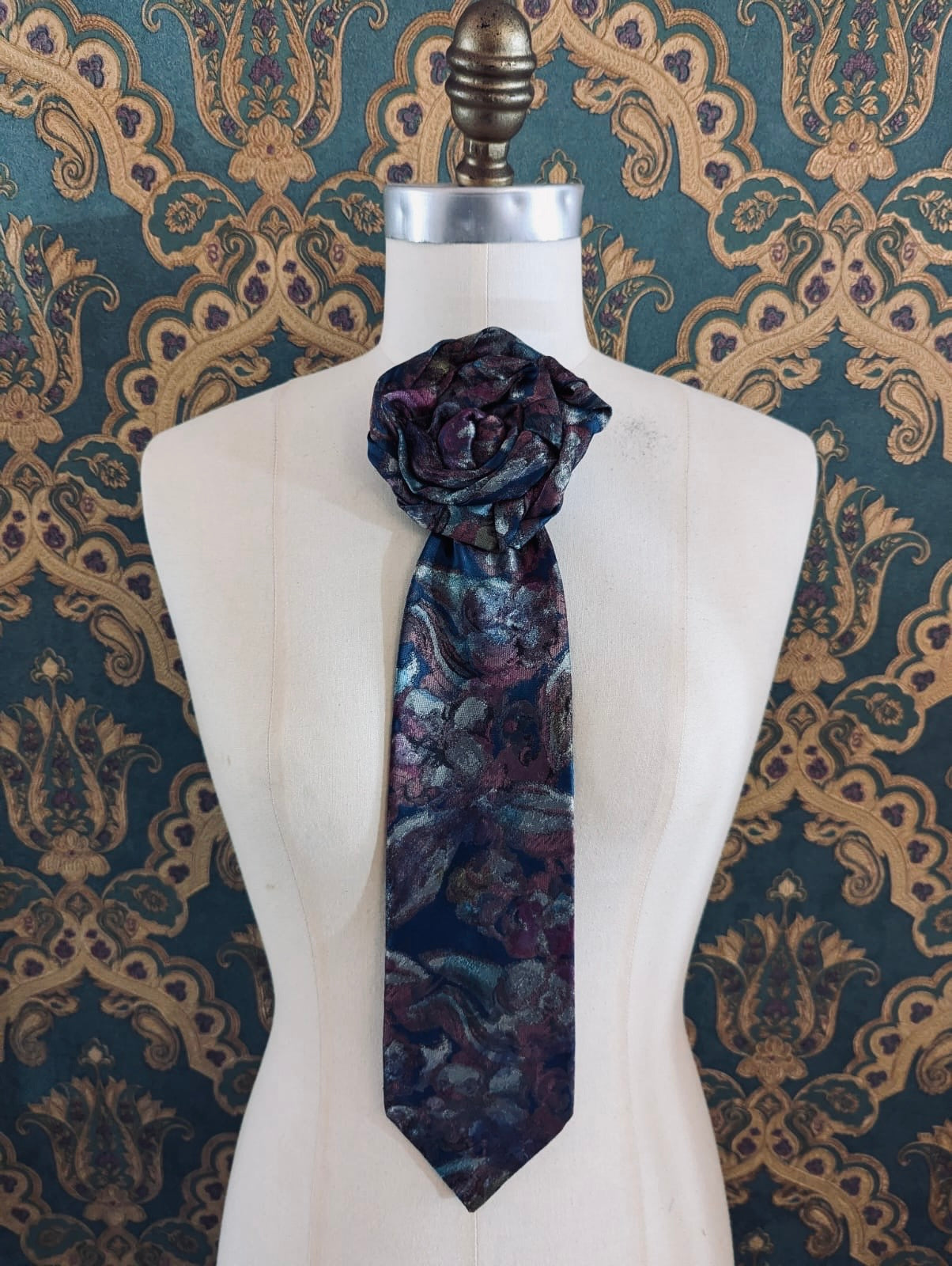 Broochella Fuente rosette tie brooch pin handmade upcycled men's womens Saverio