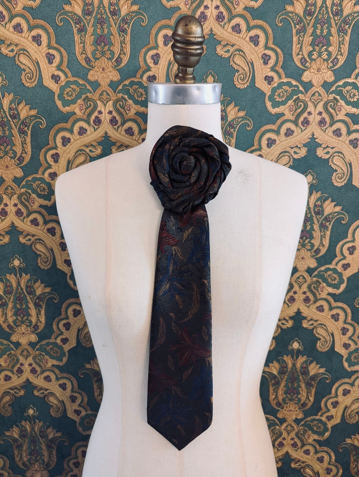 Broochella Fuente rosette tie brooch pin handmade upcycled men's womens Ignazio