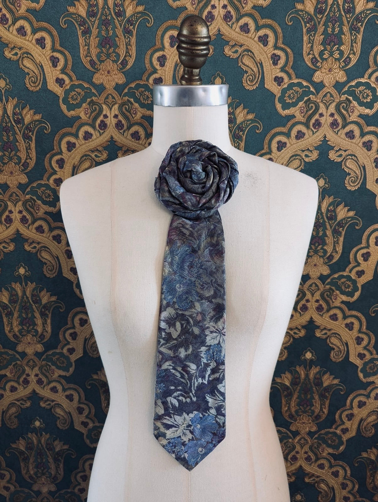 Broochella Fuente rosette tie brooch pin handmade upcycled men's womens Peppino