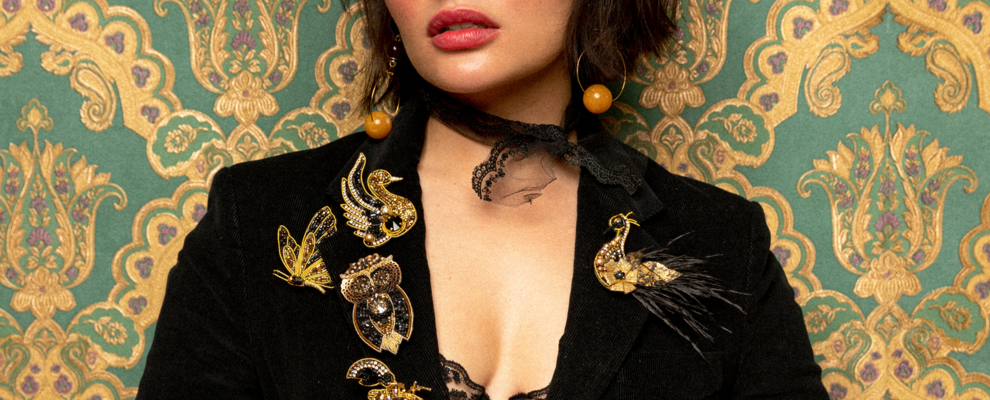 JEWELS & BEADED