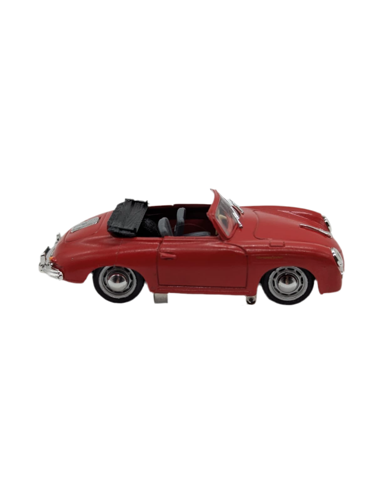 Broochella Rosso Cabrio No.356 – Vintage Convertible Car Brooch pin red  scuderia d'Oro upcycled men's luxury designer 