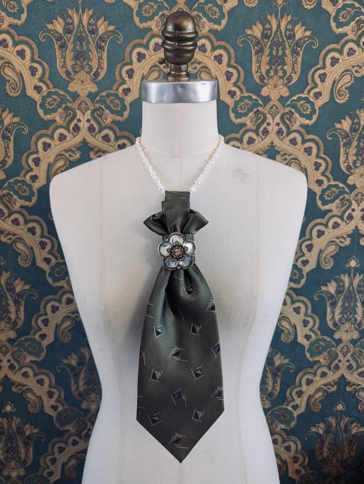 Montecristo Cravatta Tie Brooch Pin #21