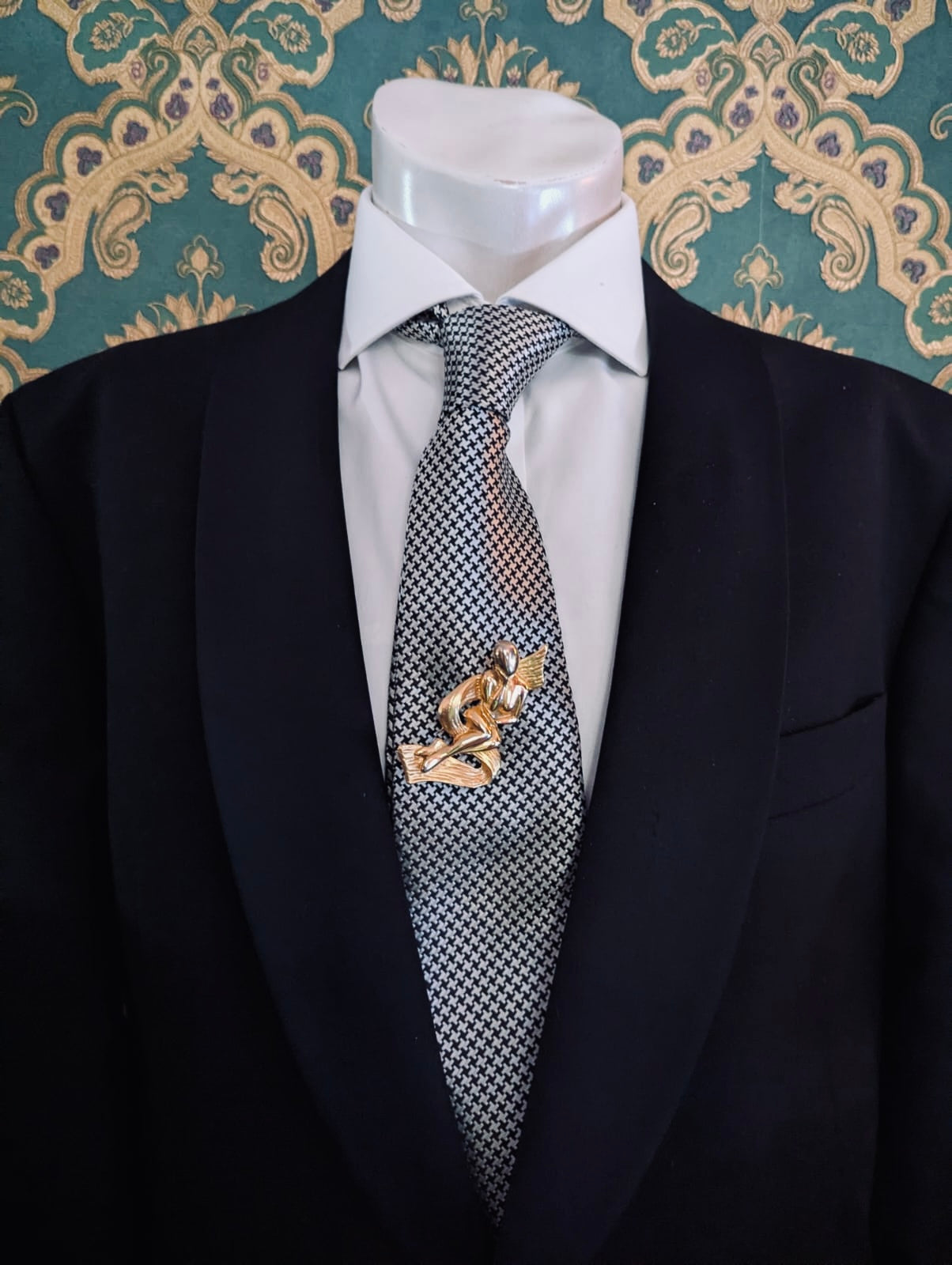 Broochella Men's Muse vintage brooch pin  gold tone metal women's figure body designer luxury