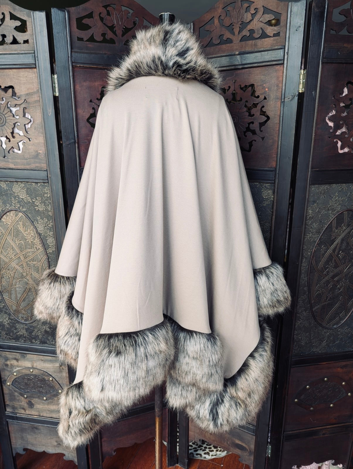 Donna Salyers Fabulous Furs Brown Faux Fur Trim Cape- OSFA luxury designer