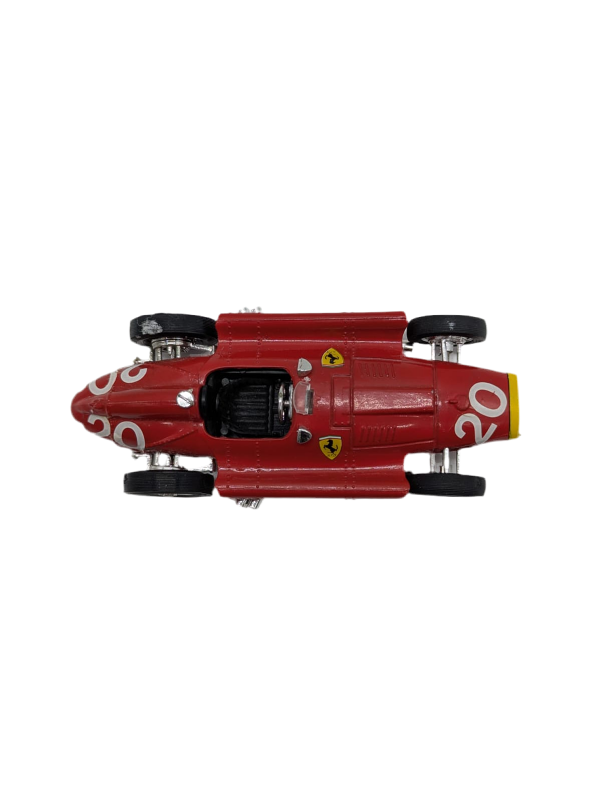 Broochella Rosso Classico No.20 – Formula One Car Racing Brooch Pin Scuderia d'Oro red upcycled vintage men's 