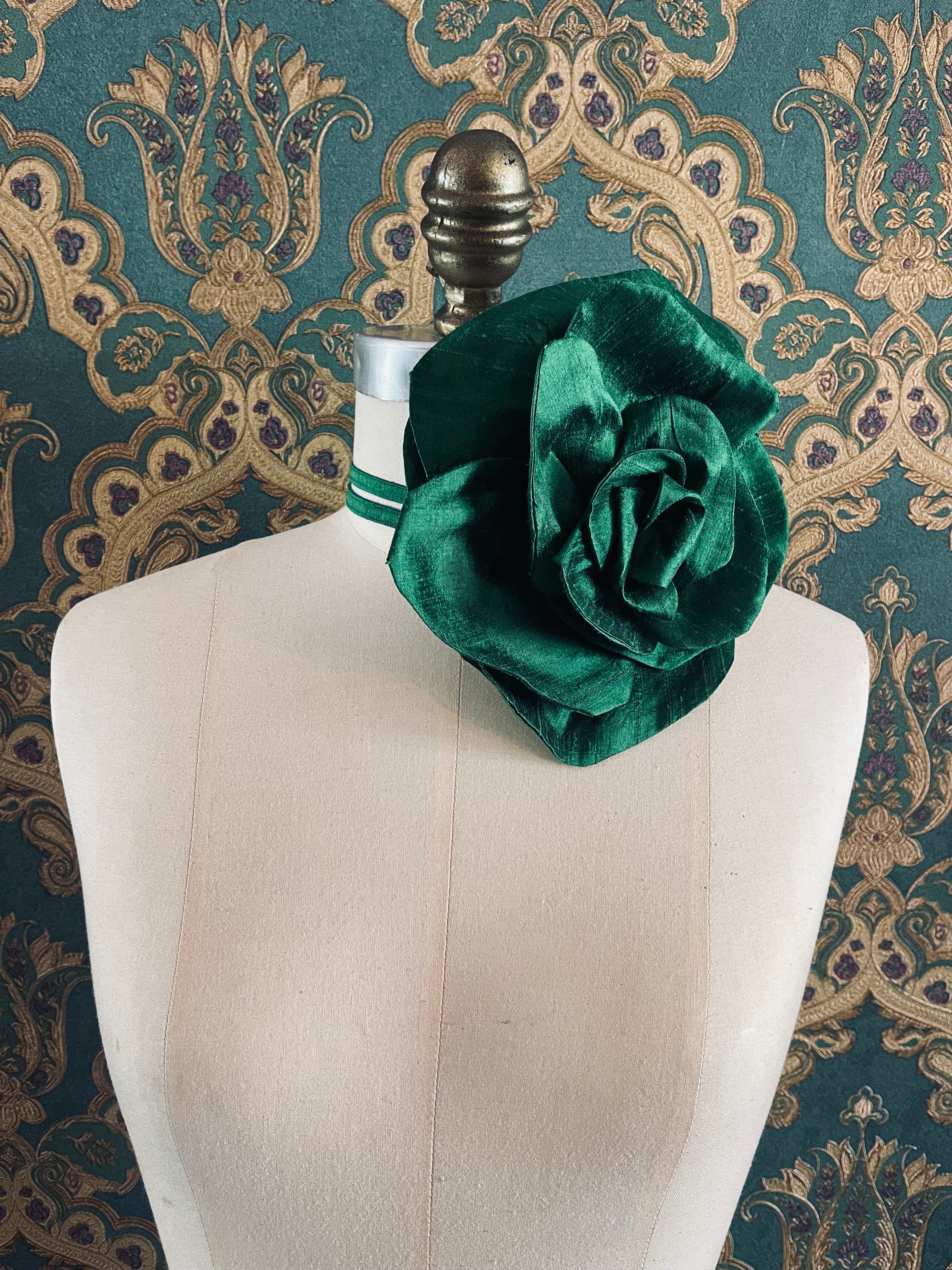 Broochella Bellucci handmade silk flower brooch pin choker luxury designer women’s accessory green