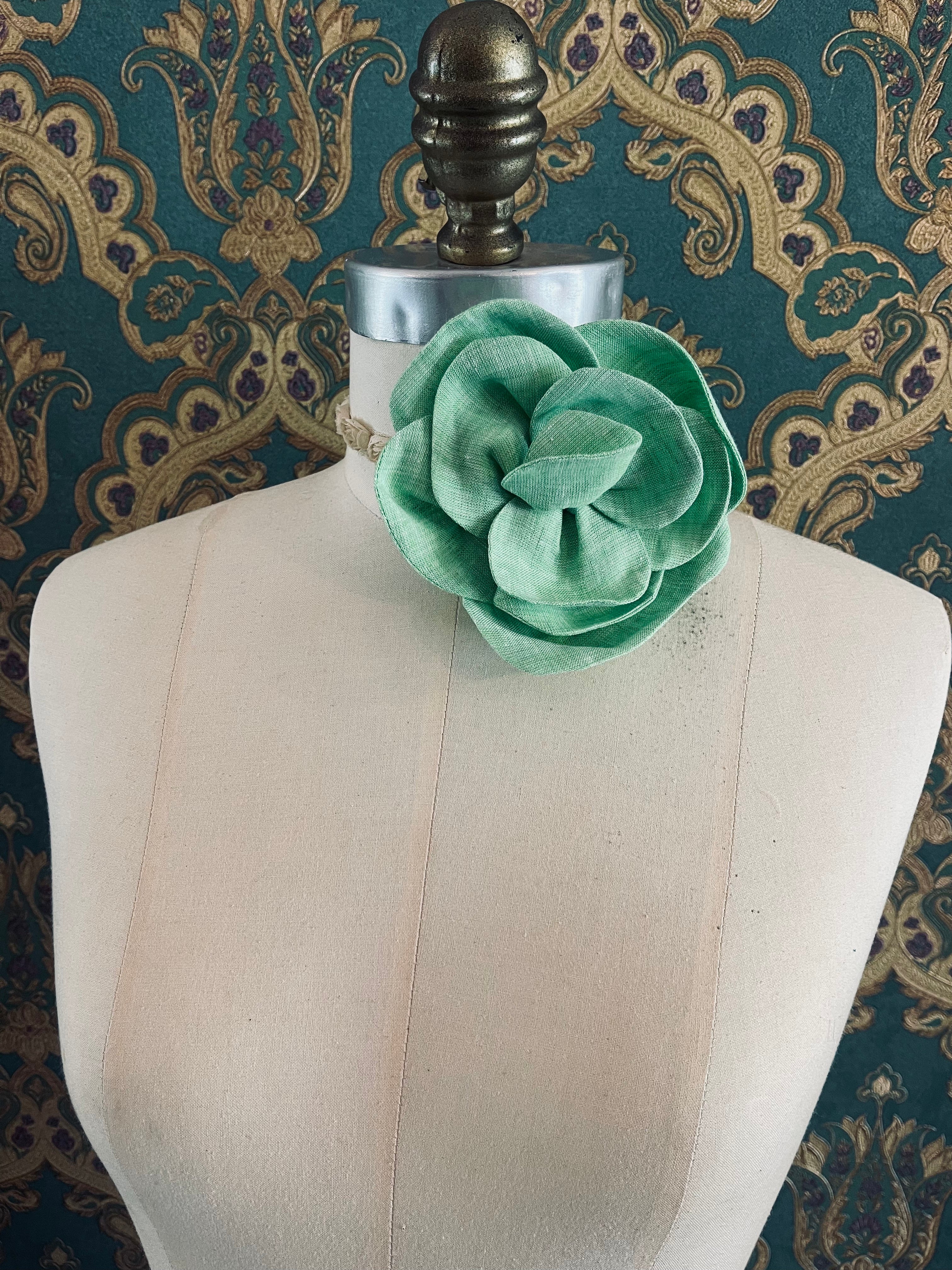 Broochella florella small  flower brooch pin choker linen handmade luxury designer women’s men’s accessory green