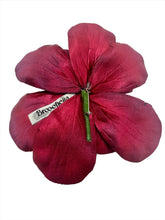 Load image into Gallery viewer, Magnolia d&quot;Arte Brooch
