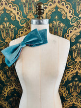 Load image into Gallery viewer, Velvet Bows - Aqua/Purple
