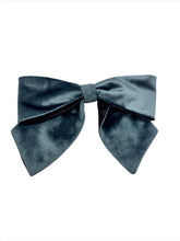 Load image into Gallery viewer, Velvet Bows - Blue/Purple
