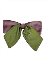 Load image into Gallery viewer, Velvet Bows - Violet/Green
