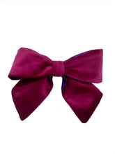 Load image into Gallery viewer, Velvet Bows - Magenta/Purple
