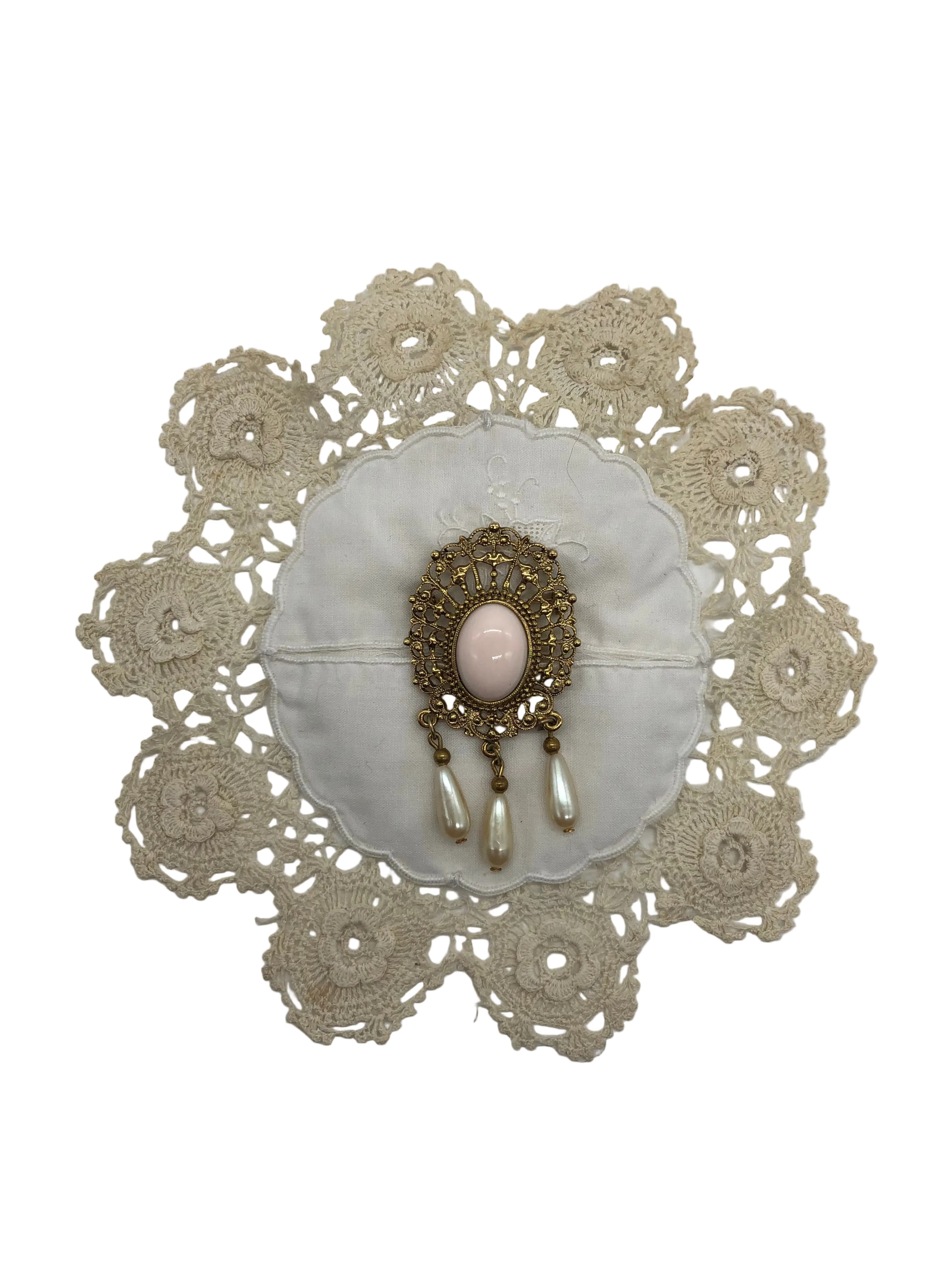 Broochella Corredi brooch pin handmade vintage linen vintage brooch embellishment luxury designer upcycled