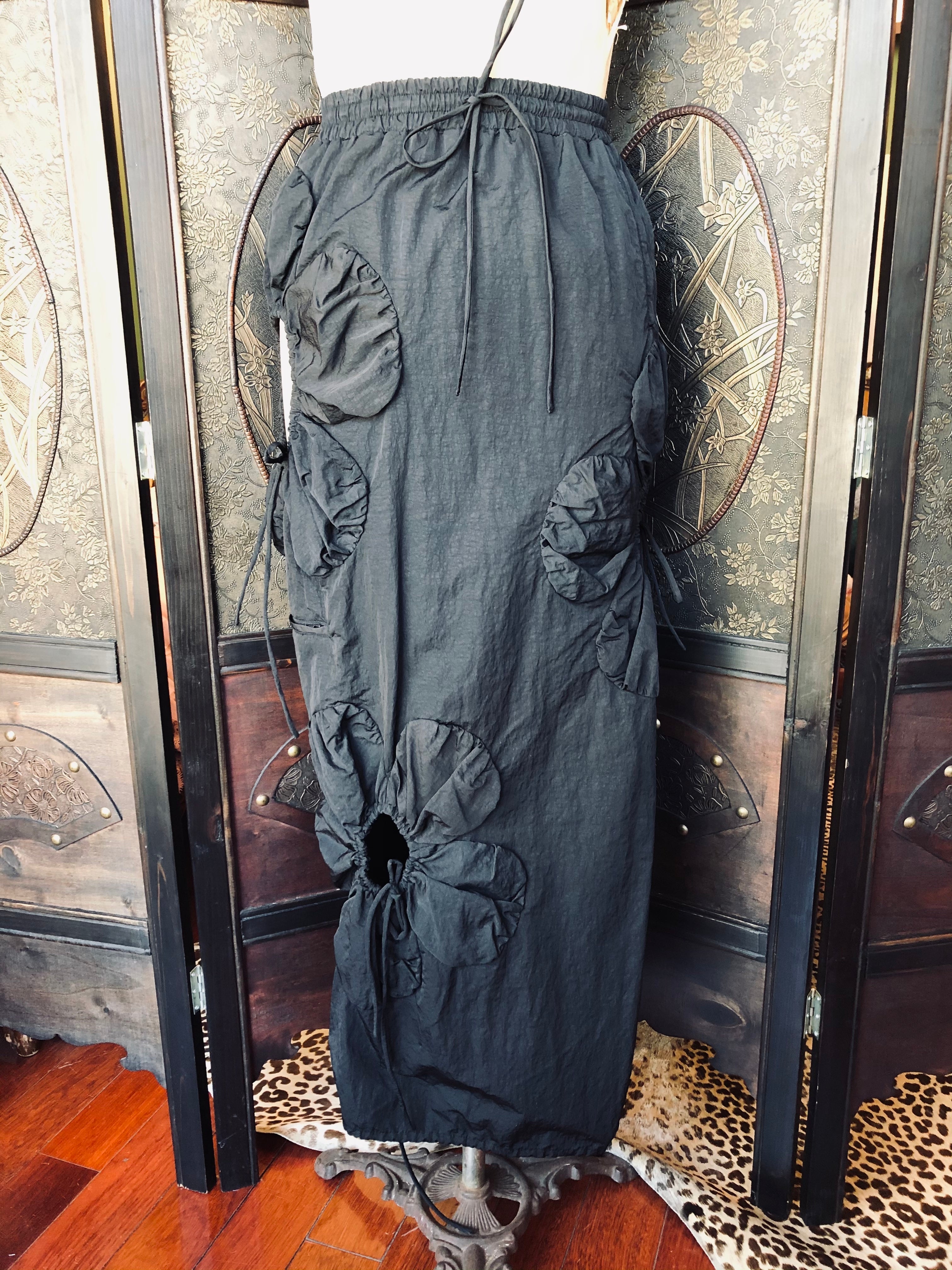 J Kim Black Sculptural Drawstring Skirt – Size Small