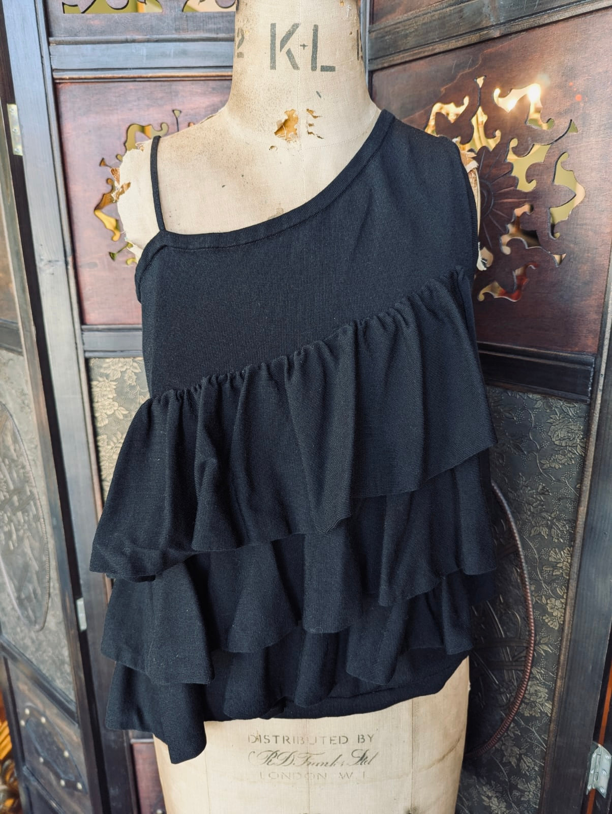 Co. Black One-Shoulder Tiered Ruffle Top – Size Small