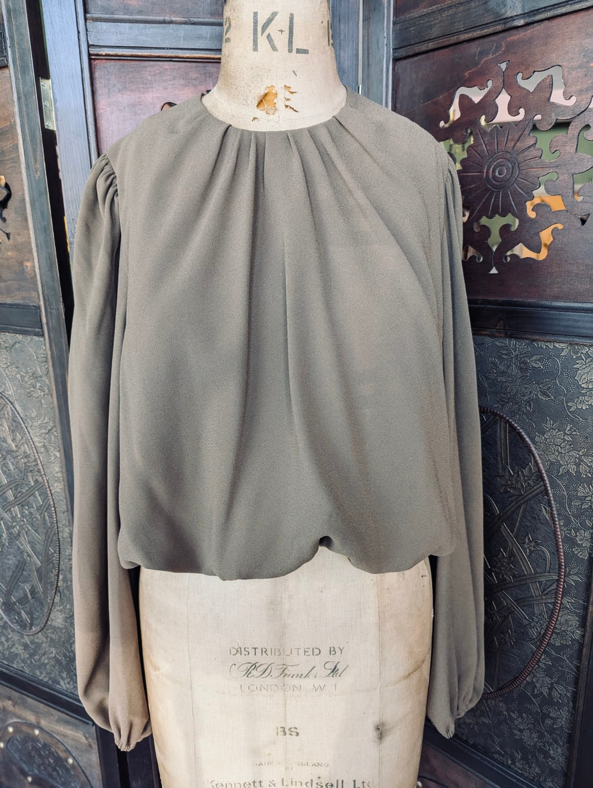 Paire Blouse – Size Large
