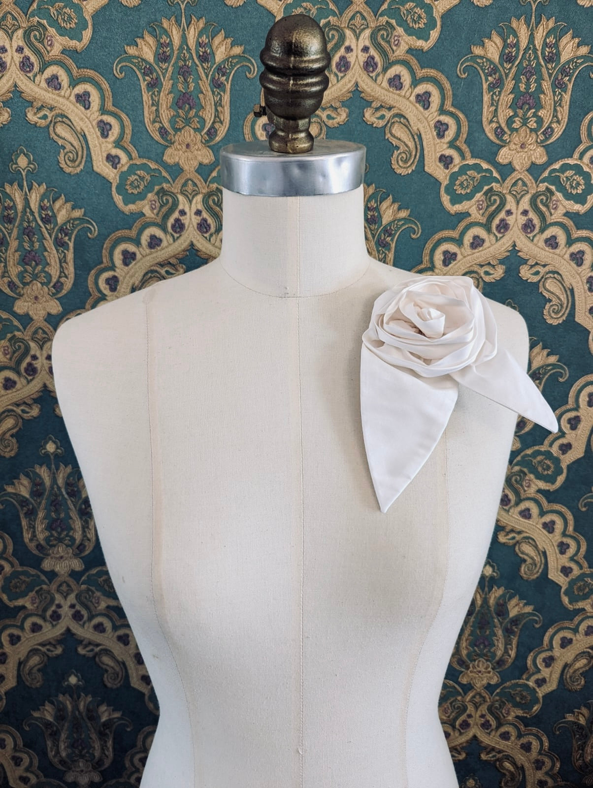 Broochella Petalo flower brooch silk handmade men's women's luxury designer large ivory